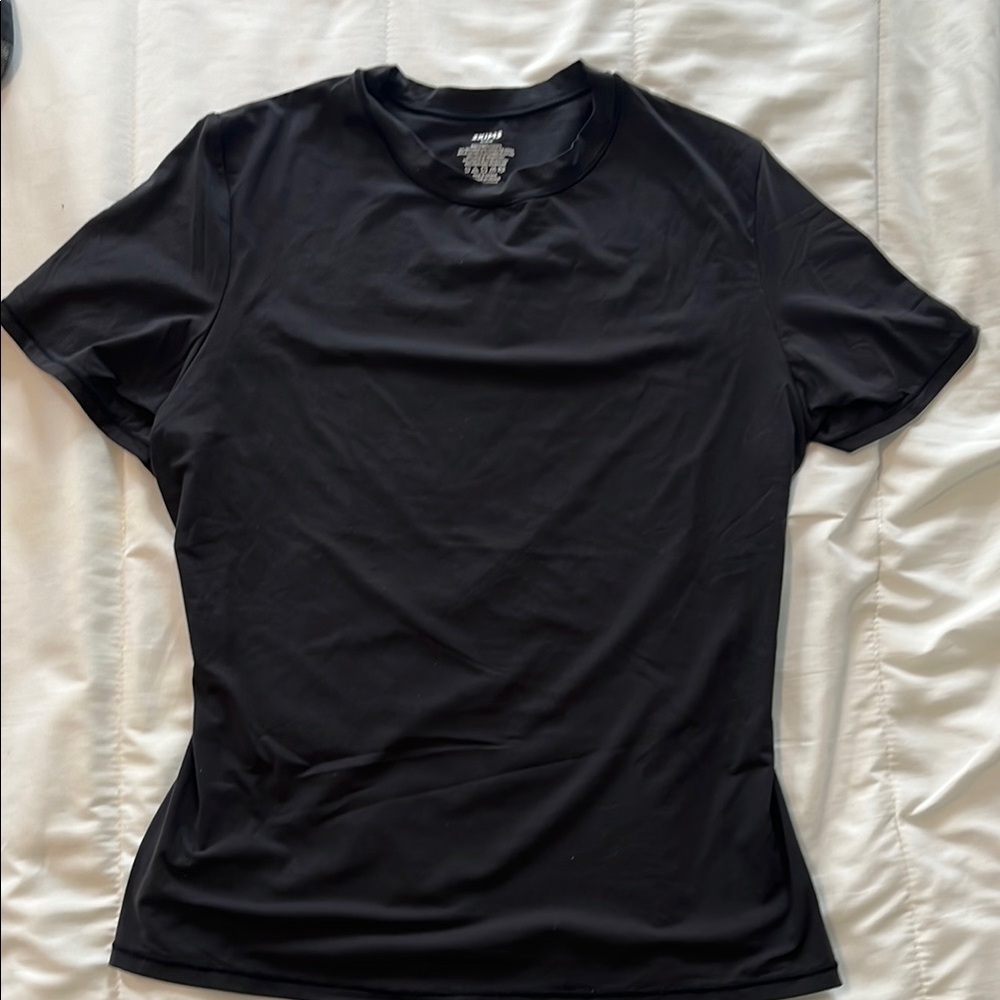 SKIMS black cropped t-shirt